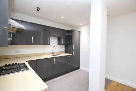 1 bedroom apartment to rent, Springfield Road, Horsham