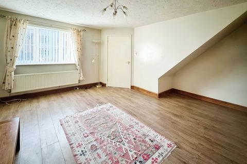 3 bedroom end of terrace house for sale, Ger Nant, Ystrad Mynach, Hengoed, CF82 7FE