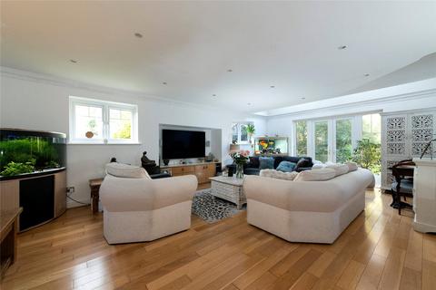 5 bedroom detached house for sale, Woodtree Close, Hendon, NW4