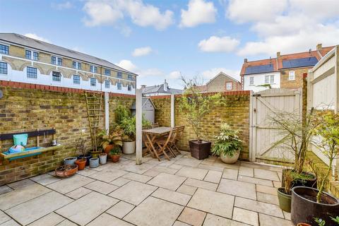 3 bedroom end of terrace house for sale, High Street, Portslade, East Sussex