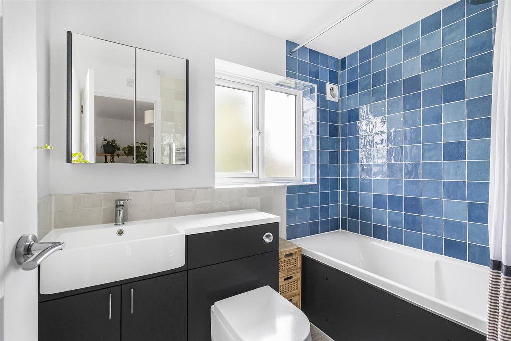 1 42342.jpg