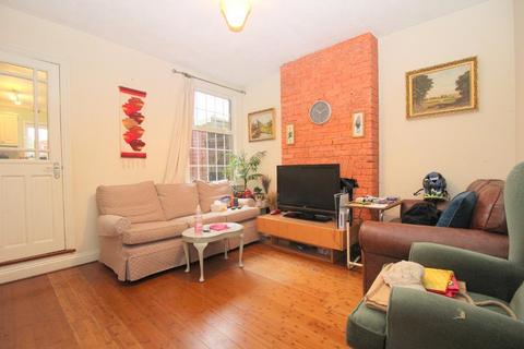 3 bedroom terraced house for sale, Tennyson Road, South Luton, Luton, Bedfordshire, LU1 3RS