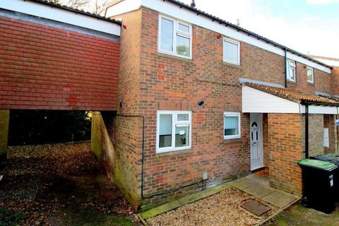 1 bedroom maisonette for sale, Haddon Road, St Annes, Luton, Bedfordshire, LU2 0JB