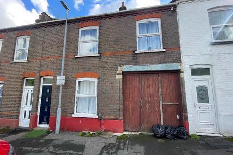 2 bedroom house for sale, Portfolio of 17 properties, Luton, Bedfordshire, LU1 9DW