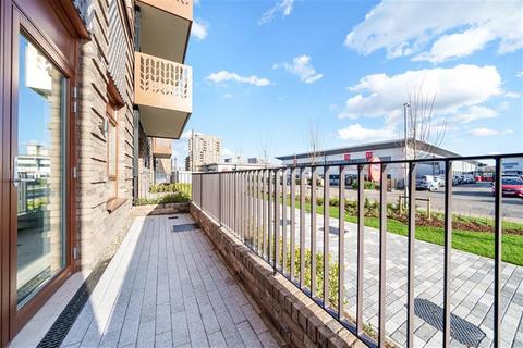 1 bedroom apartment to rent, at Fresh Wharf, 206 Pelican House, 42 Fresh Wharf Road IG11