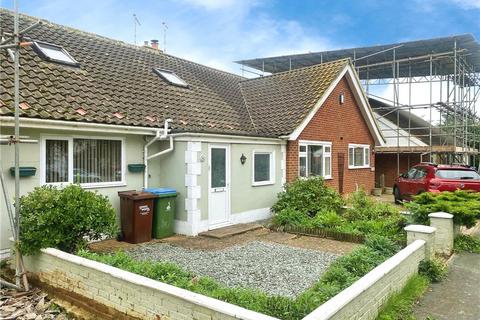 2 bedroom bungalow for sale, Swanbourne Road, Wick, Littlehampton