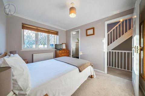38 Wilson Avenue, Mitcham, CR4 3JL