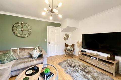 3 bedroom end of terrace house for sale, Swallow Wood Road, Swallownest, Sheffield, S26 4SZ