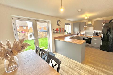 4 bedroom detached house for sale, Coate, Swindon SN3