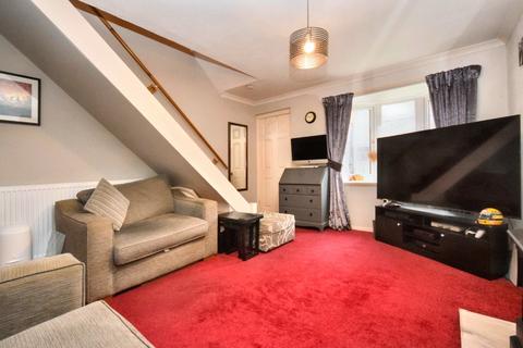 2 bedroom semi-detached house for sale, Fernleigh Court, Wakefield, West Yorkshire