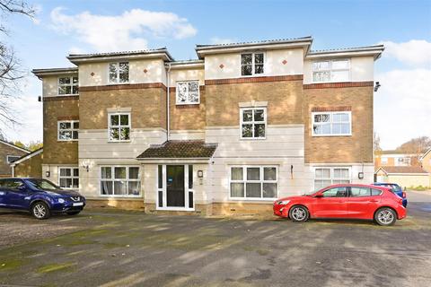 2 bedroom apartment to rent, Harvester Close, Chichester