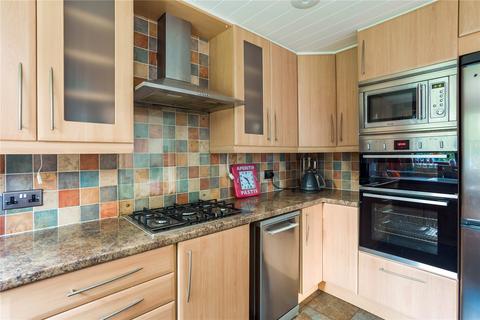 2 bedroom apartment for sale, Carew Road, Northwood, Middlesex, HA6