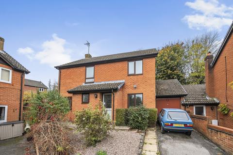 4 bedroom detached house for sale, Stable Close, Reading RG7