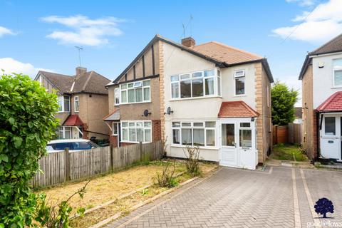 3 bedroom semi-detached house to rent, Dibdin Road, Surrey SM1