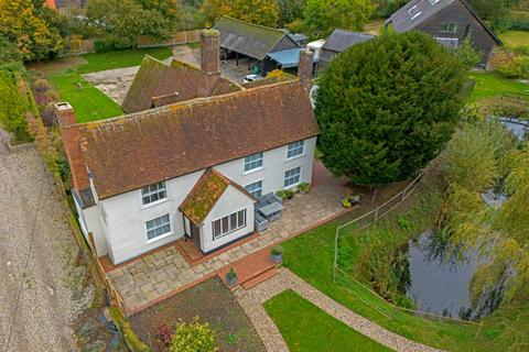 4 bedroom detached house for sale, Watch House Green, Dunmow CM6