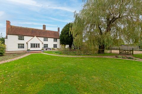 4 bedroom detached house for sale, Watch House Green, Dunmow CM6