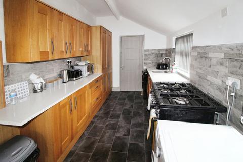 3 bedroom end of terrace house for sale, Blakeland Street, West Midlands B9