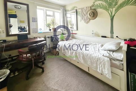 32 Invicta Road, London, SE3 7HF