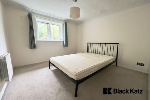 1 bedroom apartment to rent, SE5