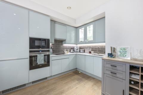 1 bedroom flat to rent, Dray House, SW18