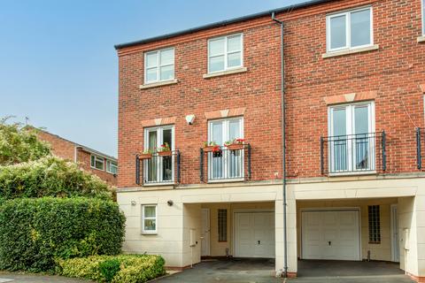 3 bedroom townhouse for sale, Worcester WR2