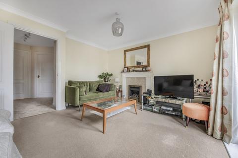 19 Ingles Drive, Worcester, WR2 5HR