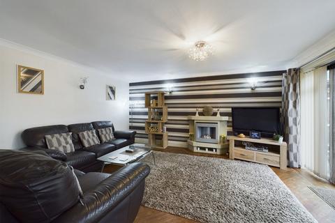 250 Lyndhurst Road, Corringham, Stanford-le-hope, SS17 7SP
