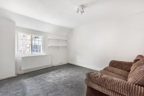 3 bedroom apartment to rent, High Street, Eton, SL4