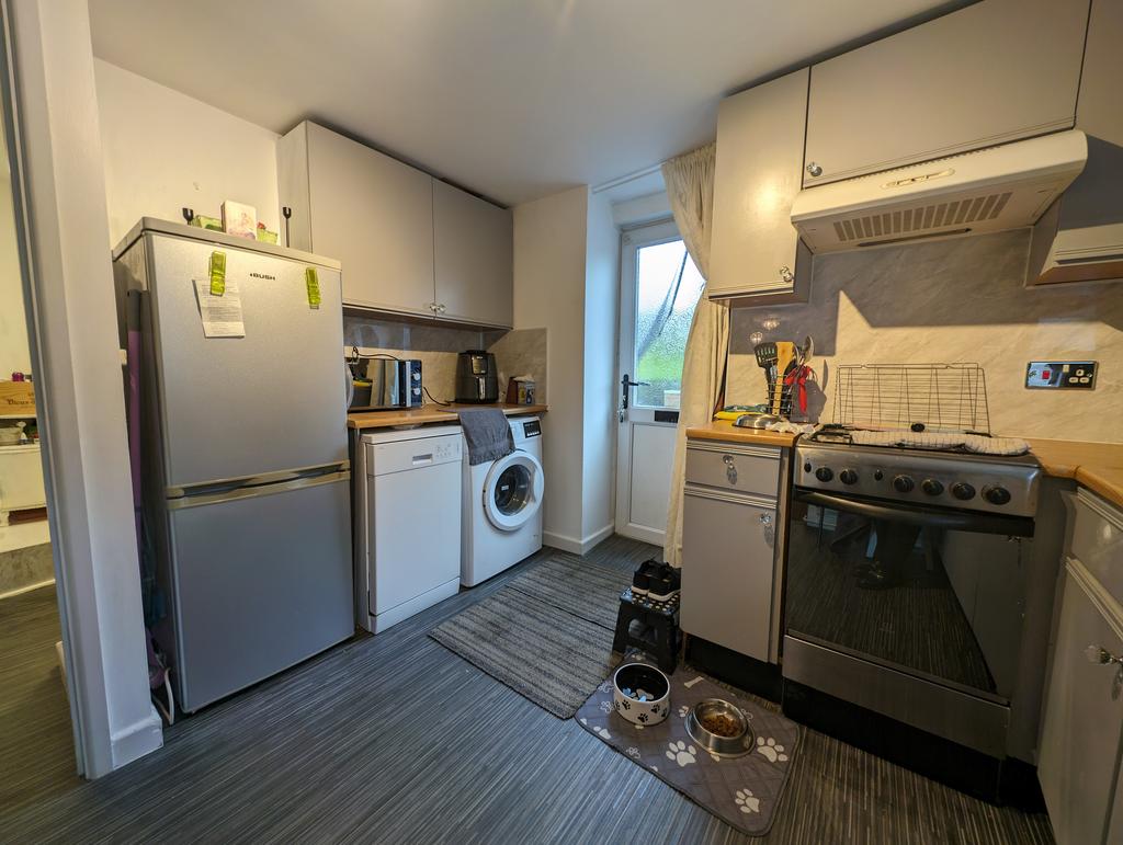 M - Kitchen 3