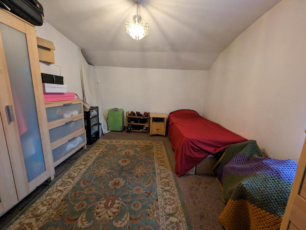 M - Bedroom 2b