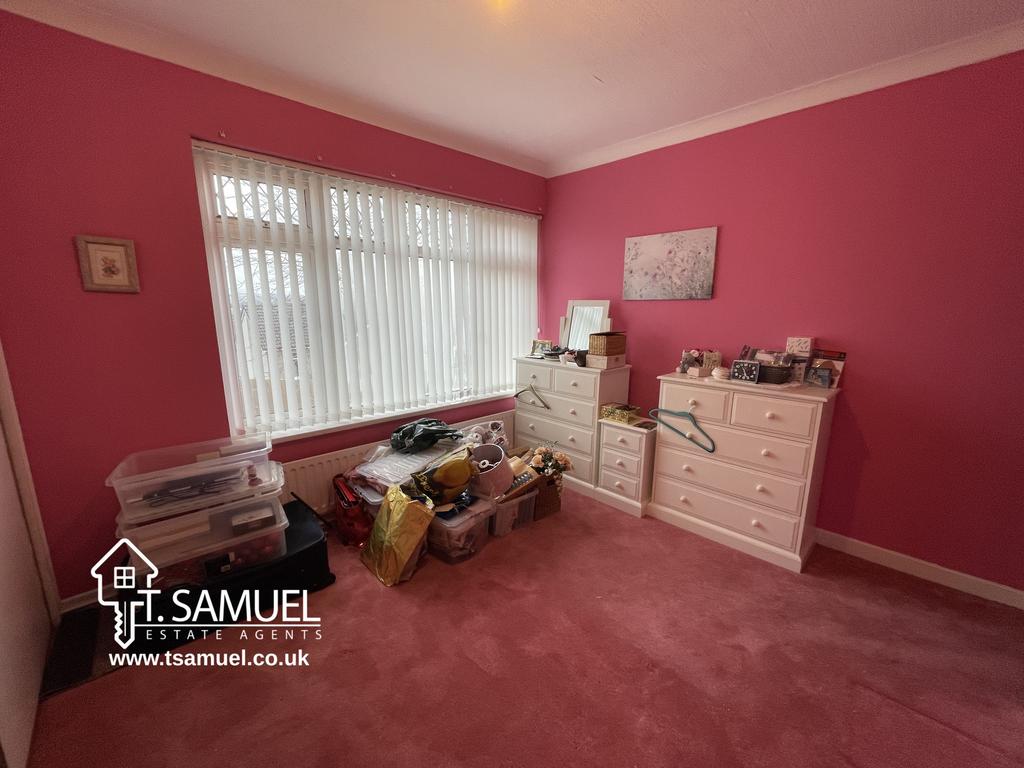 Bedroom 2a.JPG