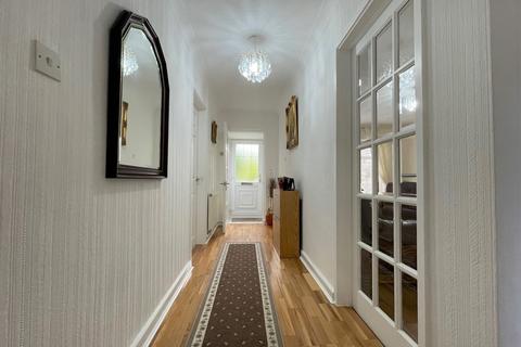 1 Glen Close, Mountain Ash, CF45 3DL