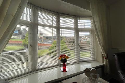 1 Glen Close, Mountain Ash, CF45 3DL