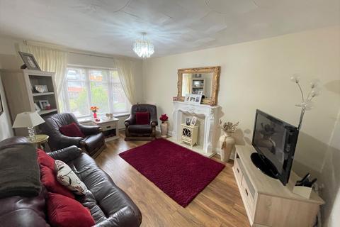 1 Glen Close, Mountain Ash, CF45 3DL