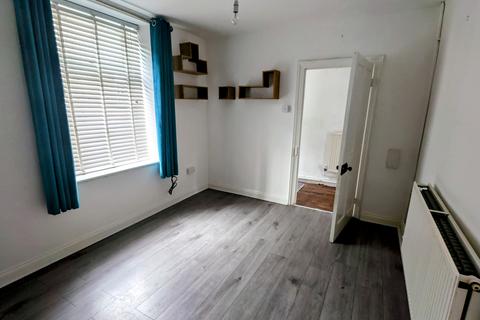 21 Dover Street, Mountain Ash, CF45 3HU