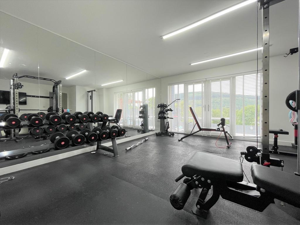 Gymnasium a