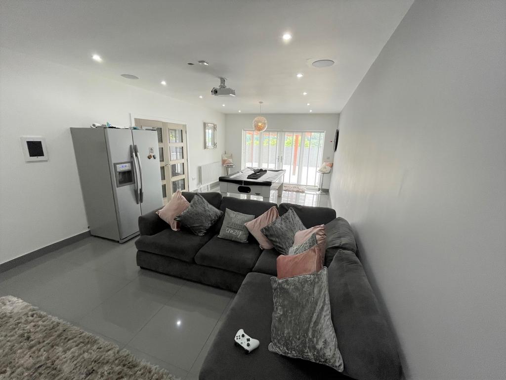 Games room c