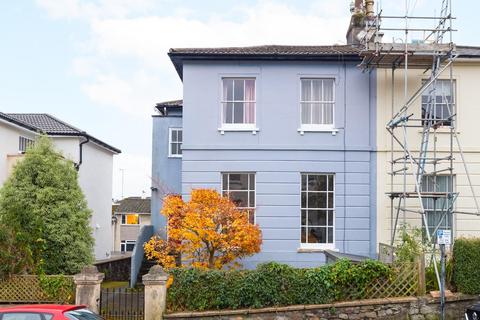 2 bedroom flat for sale, Clare Road, Cotham