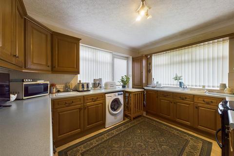 2 bedroom detached bungalow for sale, Greame Road, Bridlington