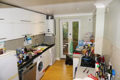 7 bedroom terraced house to rent, Cross View Terrace, Durham DH1