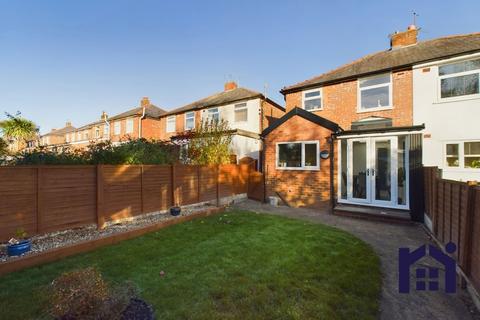 3 bedroom semi-detached house for sale, Edgehill Crescent, Leyland, PR25 2GU