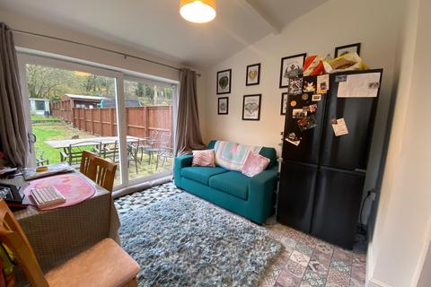 48 Hodgsons Road, Godrergraig, Swansea, SA9 2DL