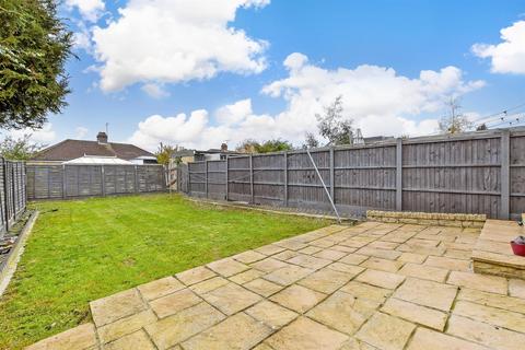 4 bedroom semi-detached house for sale, Dunspring Lane, Clayhall, Ilford, Essex