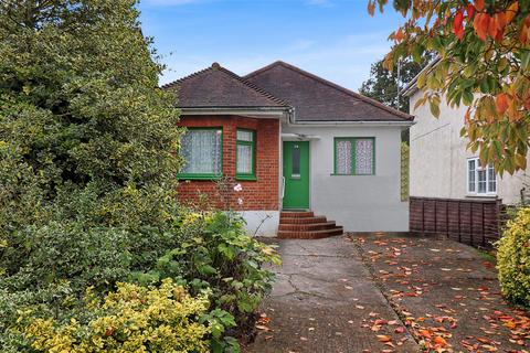 3 bedroom detached bungalow for sale, Mortimer Road, Rayleigh, SS6