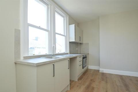 1 bedroom flat for sale, NEWLY RENOVATED * SHANKLIN