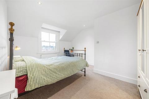 2 bedroom flat to rent, Knights Hill, West Norwood, SE27