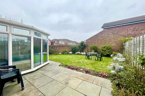 3 bedroom detached house for sale, Viscount Drive, Dorset BH23