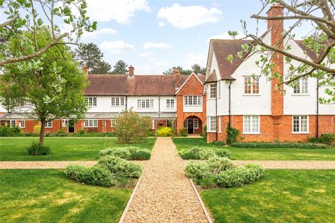 2 bedroom terraced house for sale, Sollershott Hall, Sollershott East, Letchworth Garden City, Hertfordshire, SG6