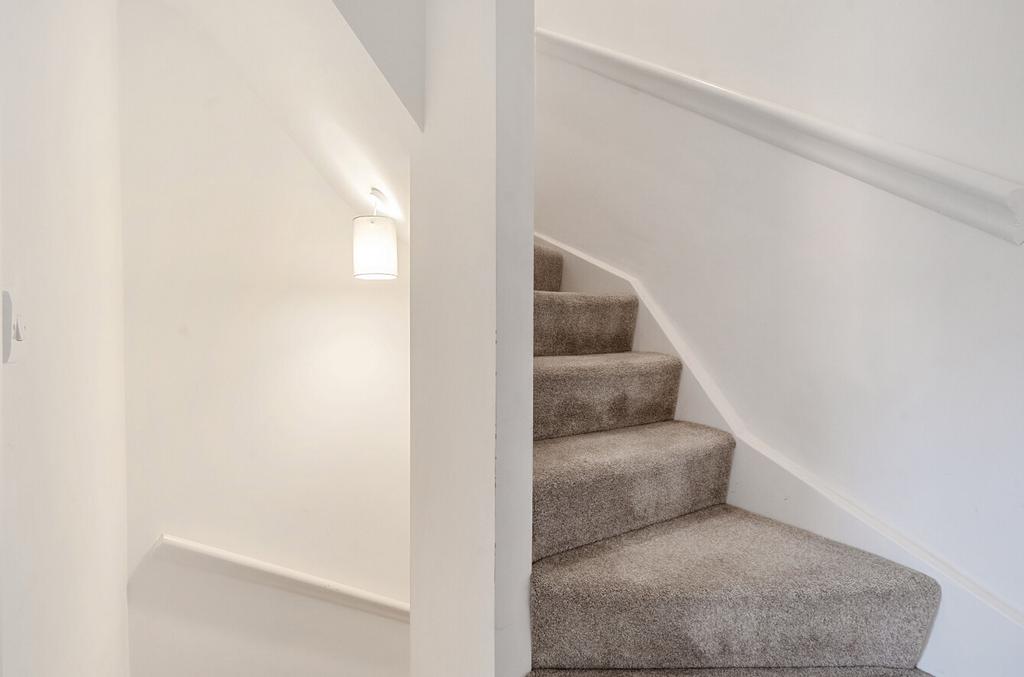 Stairs/Landing