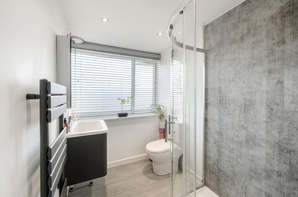 En Suite Shower Room